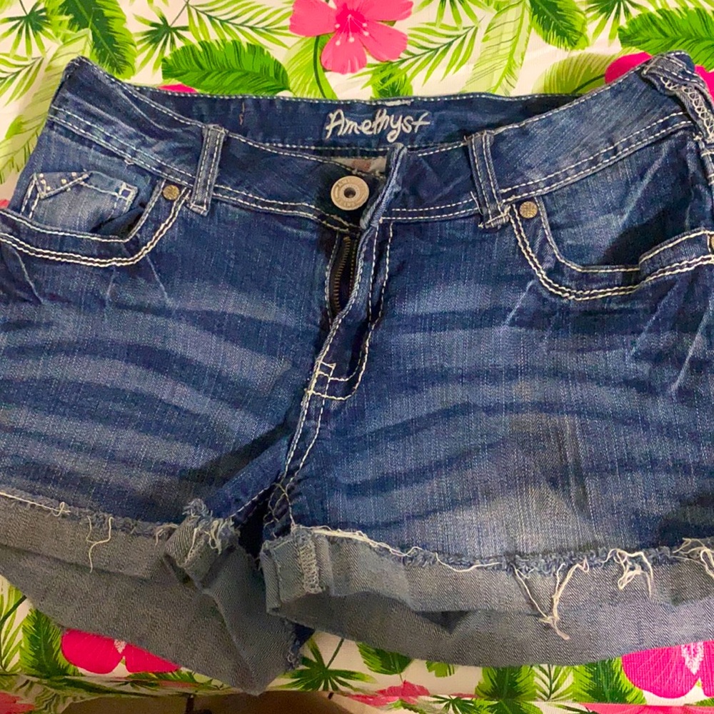 Amethyst jean shorts